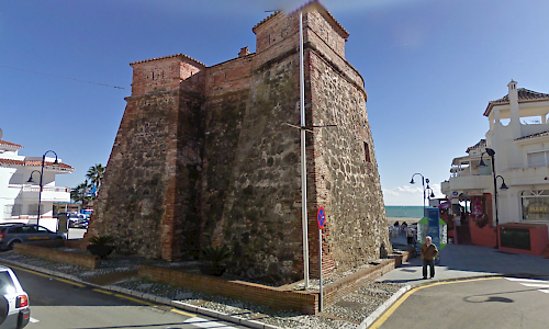 Torre Vieja de la Batería de Cala del Moral, Mijas (Fuente: Google Maps)